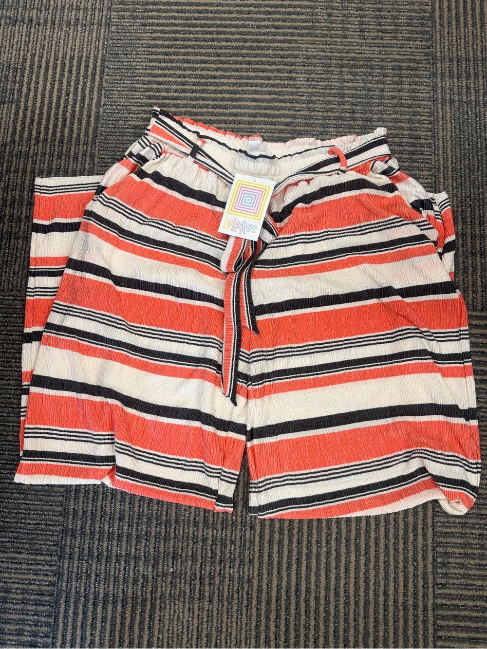 NWT LuLaRoe Dianne Stripe Coral Wide Leg Pants Sz L